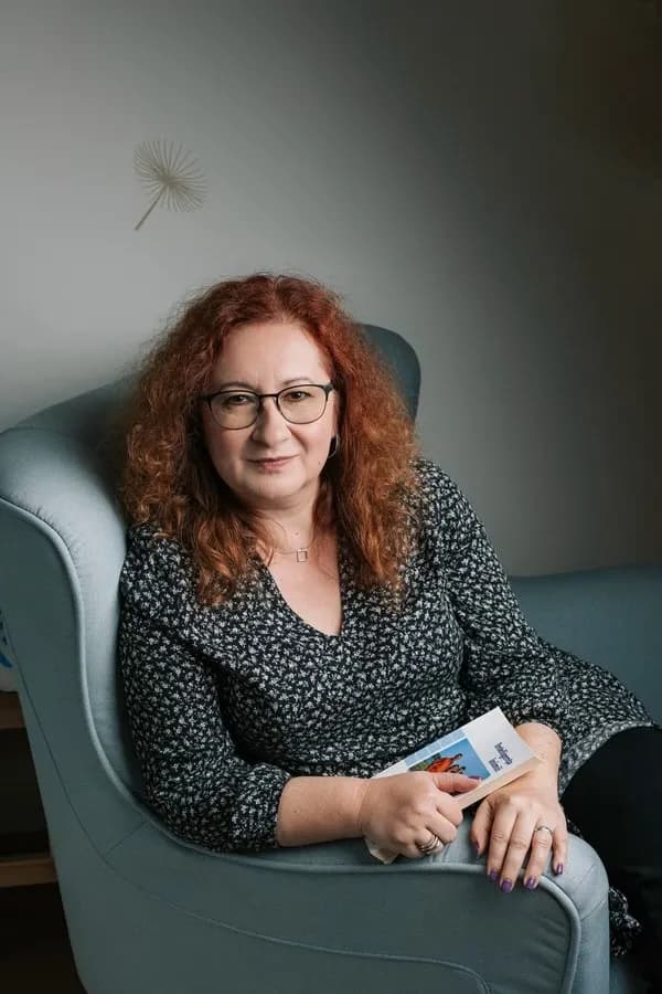 Specializat în undefined - Laura Rădiță